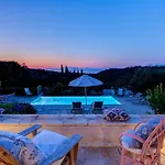Natura, Tranquility & Privacy Near Acharavi Вилла